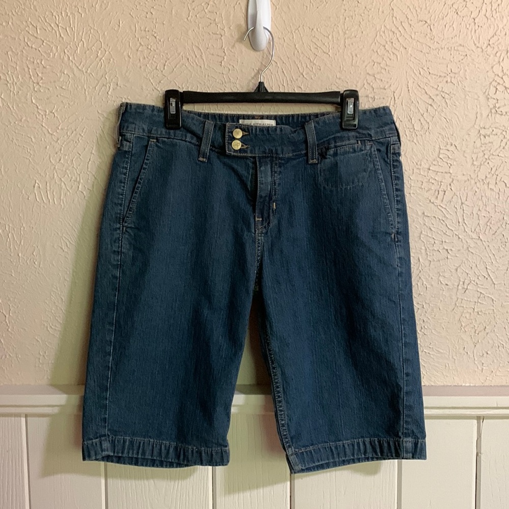 Women’s Levi Strauss Signature Denim Bermuda Shorts - Size 12